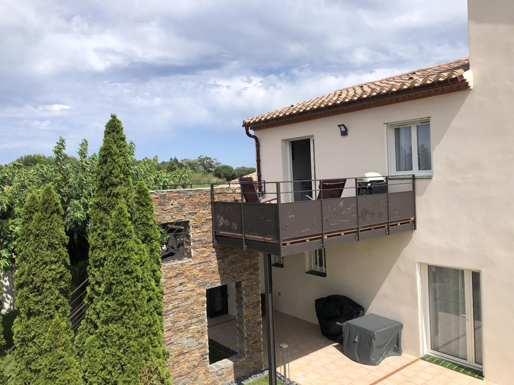 Gites La Catalane Theza Rom bilde